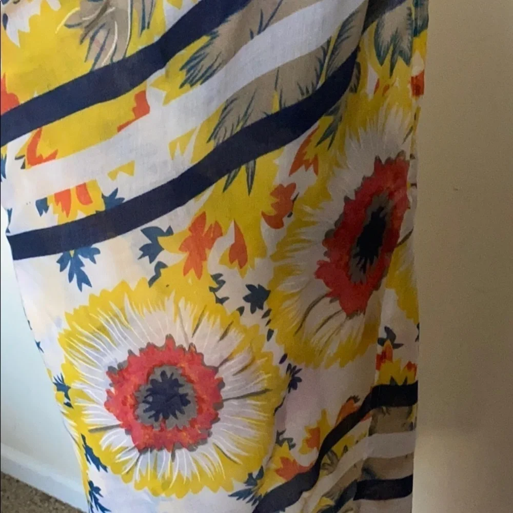 SARONG  Floral Print 100% Polyester 58” X 36”